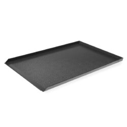 Tavă perforată din aluminiu cu 3 margini, 600 × 400 mm, cu strat antiaderent PTFE. Soluție practică pentru coacere în unități HoReCa.