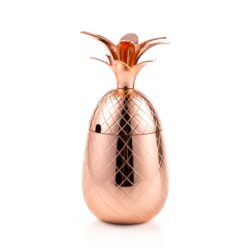 Pahar pentru cocktail din oțel inoxidabil în formă de ananas, de culoarea cuprului, cu capac și capacitate de 550 ml.