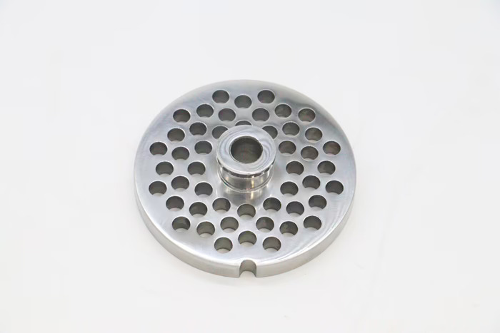 Disc pentru mașina de tocat carne - nr. 32 - 8 mm | Maxima 09356204 - o folosiți pentru tocarea cărnii, a fructelor sau a legumelor.