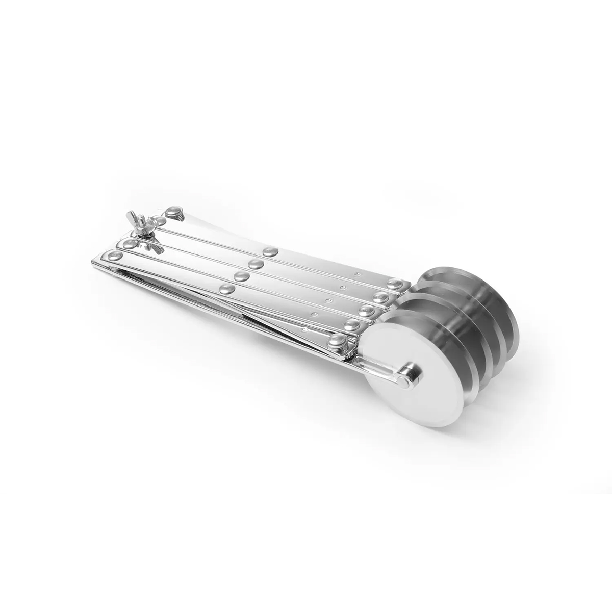 Rotiță reglabilă pentru aluat - 222x56x55 mm | Hendi 515044 Rotița reglabilă pentru aluat - 222x56x55 mm | Hendi 515044 este un instrument practic pentru bucătari profesioniști, cofetari și brutari, care au nevoie de precizie și de o porționare uniformă a aluatului.
