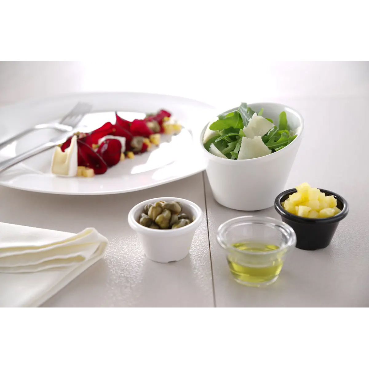 Bol pentru sosuri și dipuri - 0,045 L - Ø 60 mm - set 12 buc | Hendi 565605 este un accesoriu practic pentru bucătăriile profesionale, precum și pentru gospodăriile moderne.
