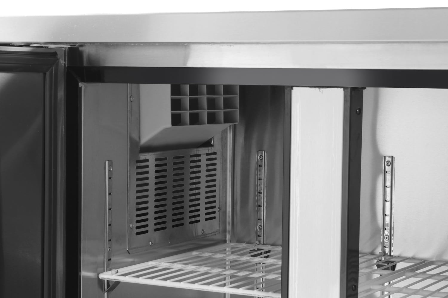 Chladiaci stol Kitchen Line 166 L Hendi 233344 1