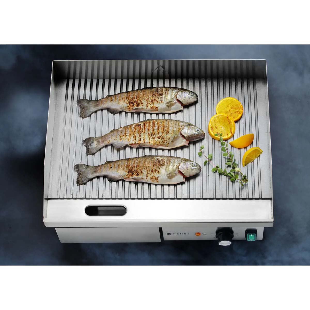 Placă de grătar striată 3000 W Budget Line Hendi 154984 (1)