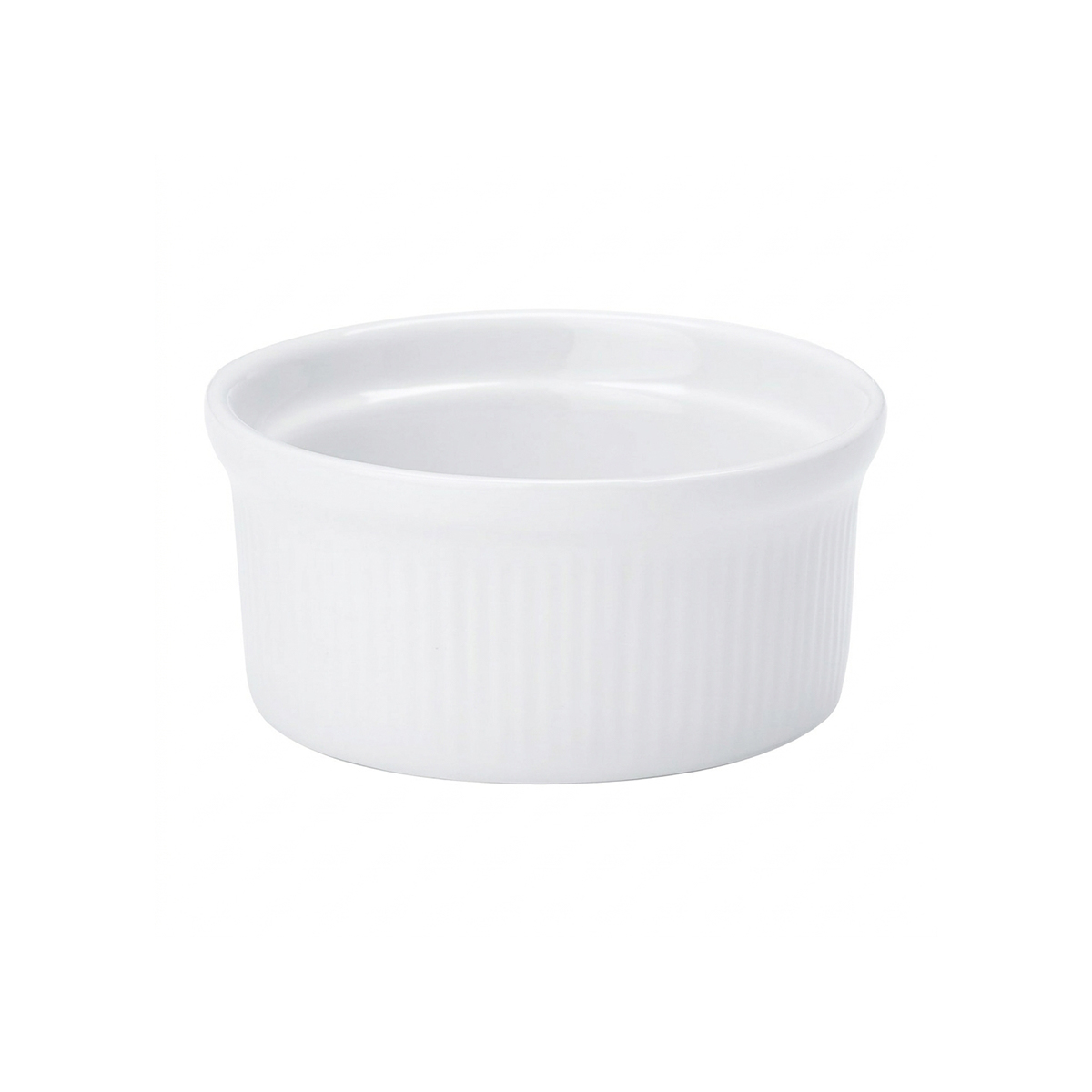 Vas ceramic alb rotund, rezistent la căldură, cu suprafață striată pentru sufleu și crème brûlée.